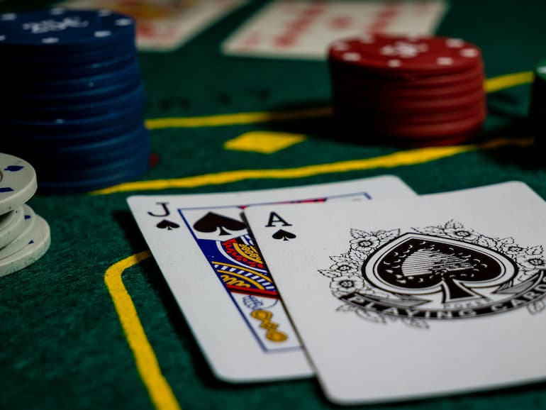 Le decisioni dei giocatori di blackjack